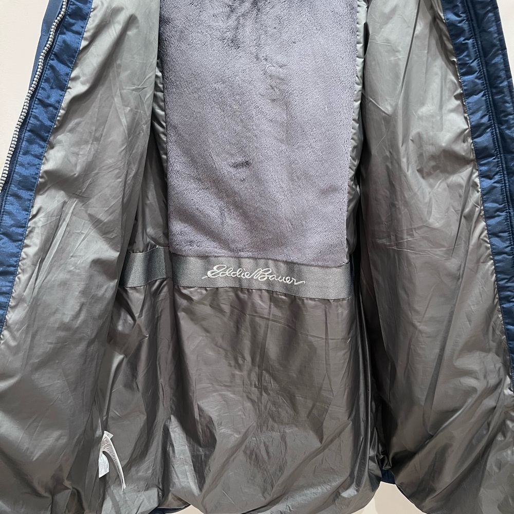 Eddie Bauer Coat. Parka. Navy blue. Size womens tall - Picture 5 of 7